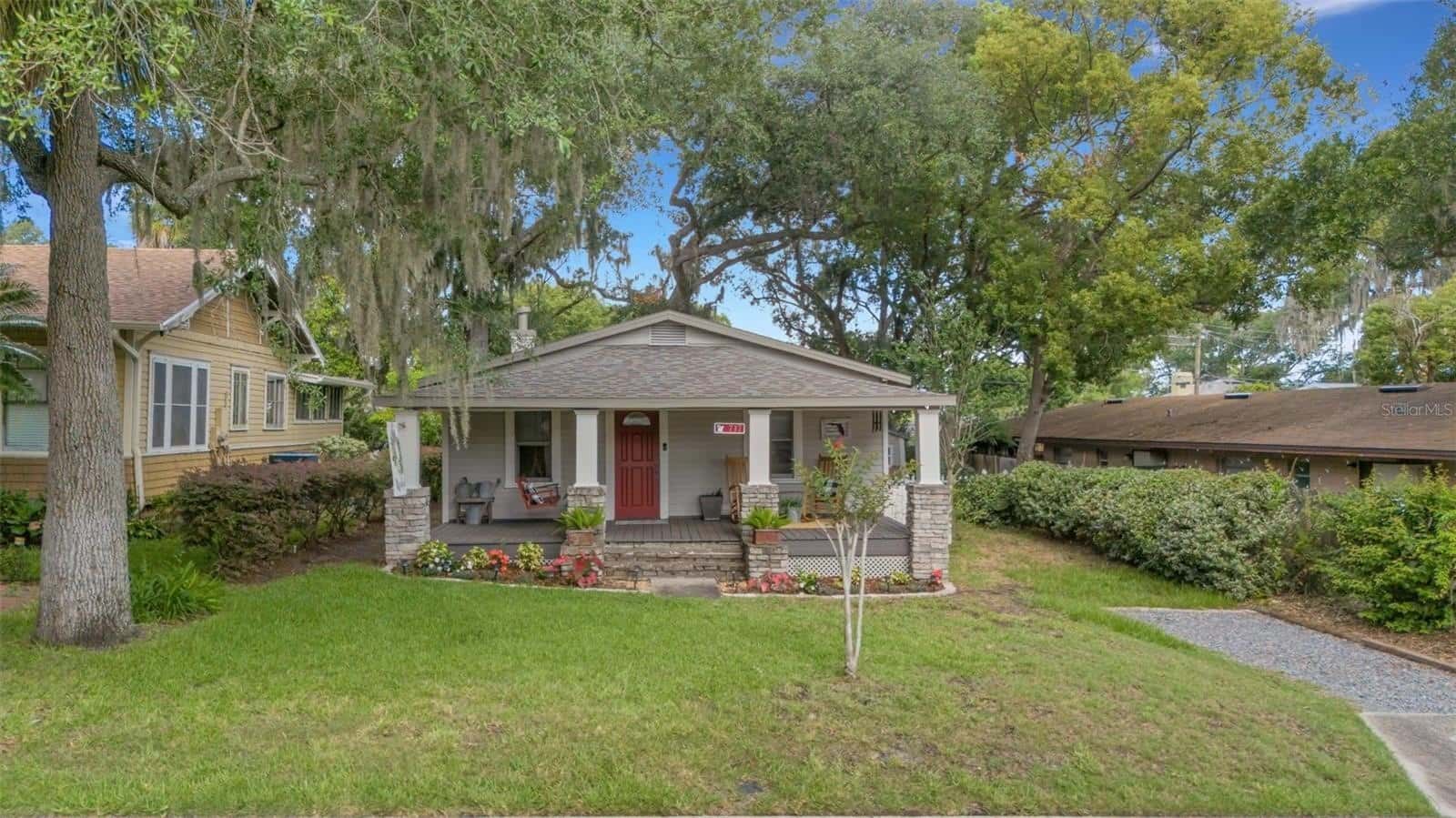 Single Family Residence in LAKELAND