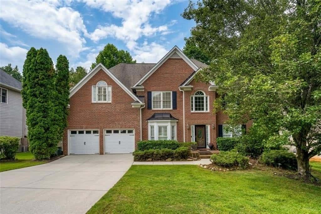 Single Family Residence in Kennesaw