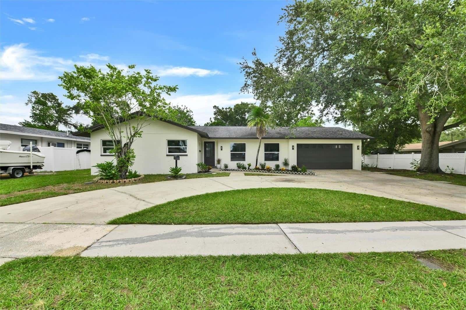 Single Family Residence in CLEARWATER
