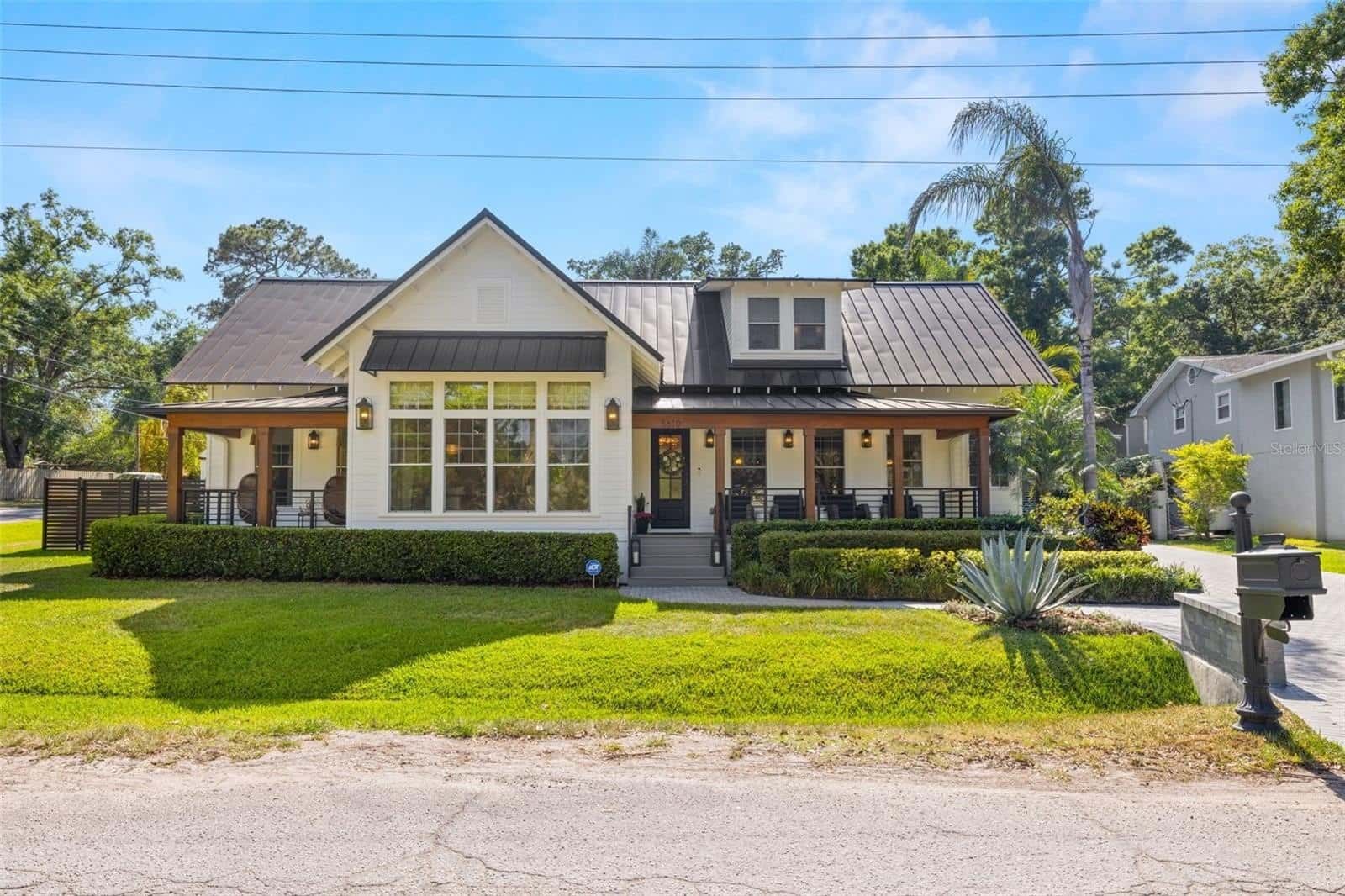 Single Family Residence in TAMPA