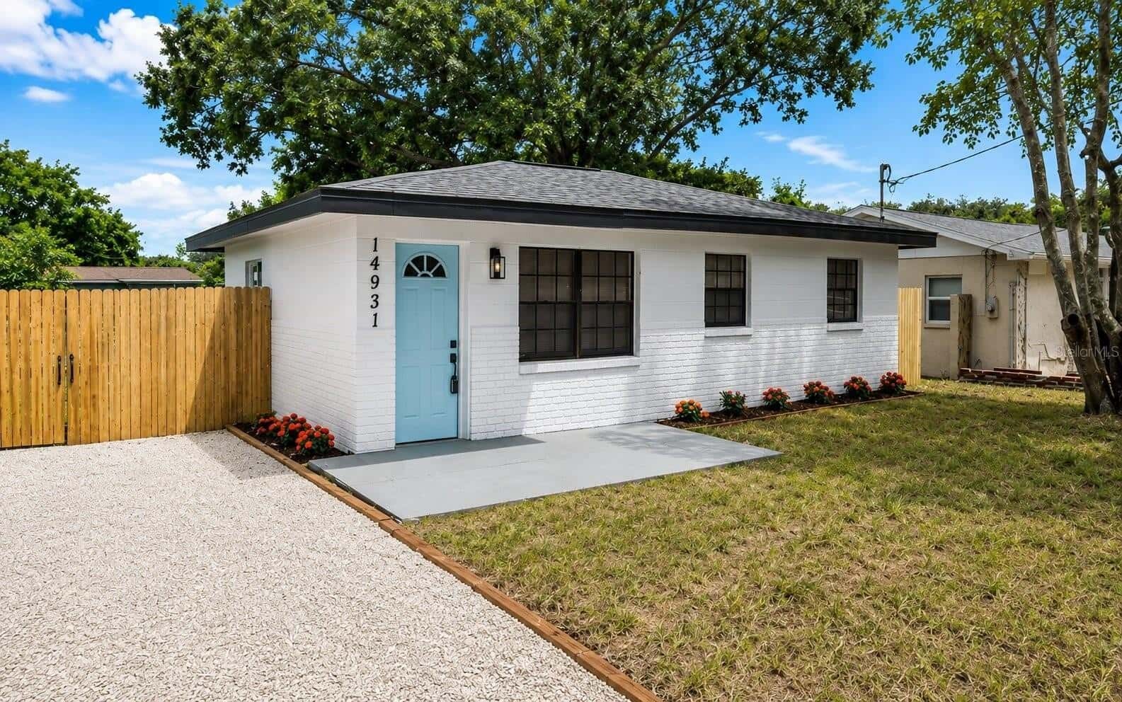 Single Family Residence in TAMPA