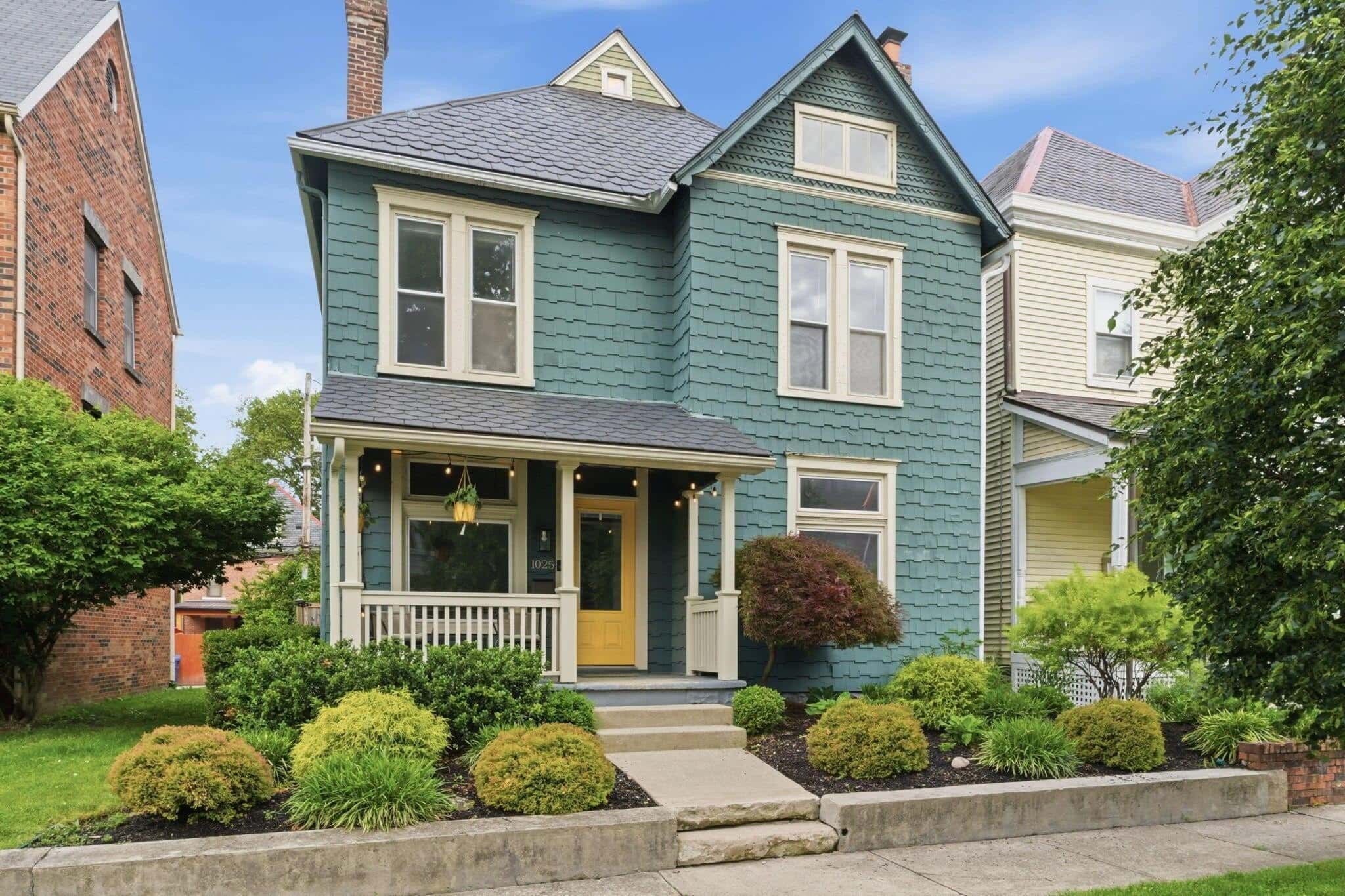 Single Family Residence in Columbus