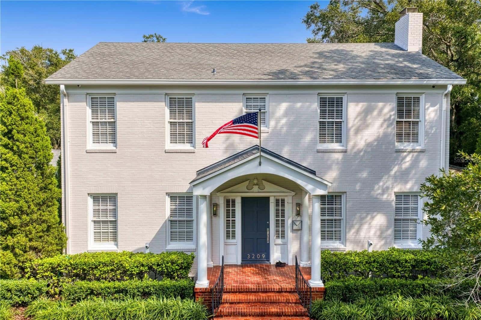 Single Family Residence in TAMPA