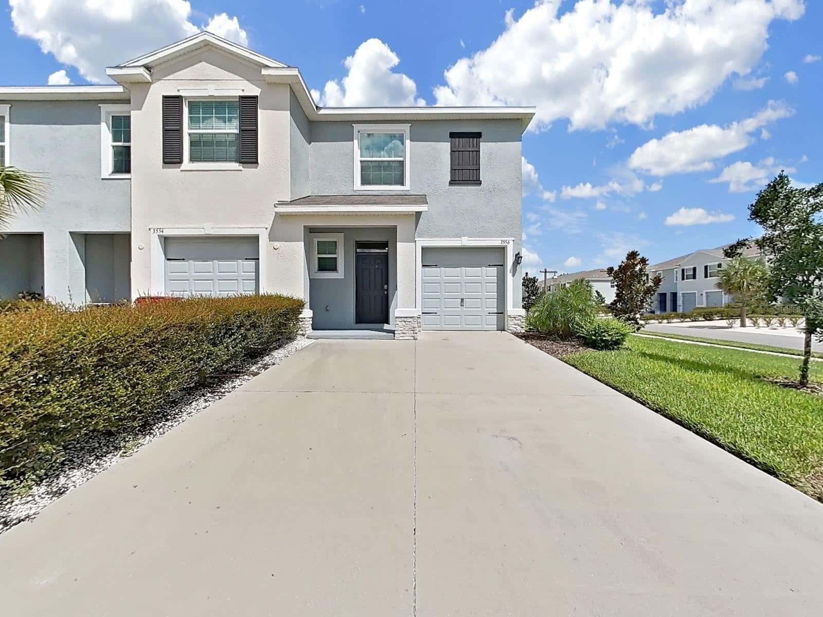 Townhouse in PLANT CITY