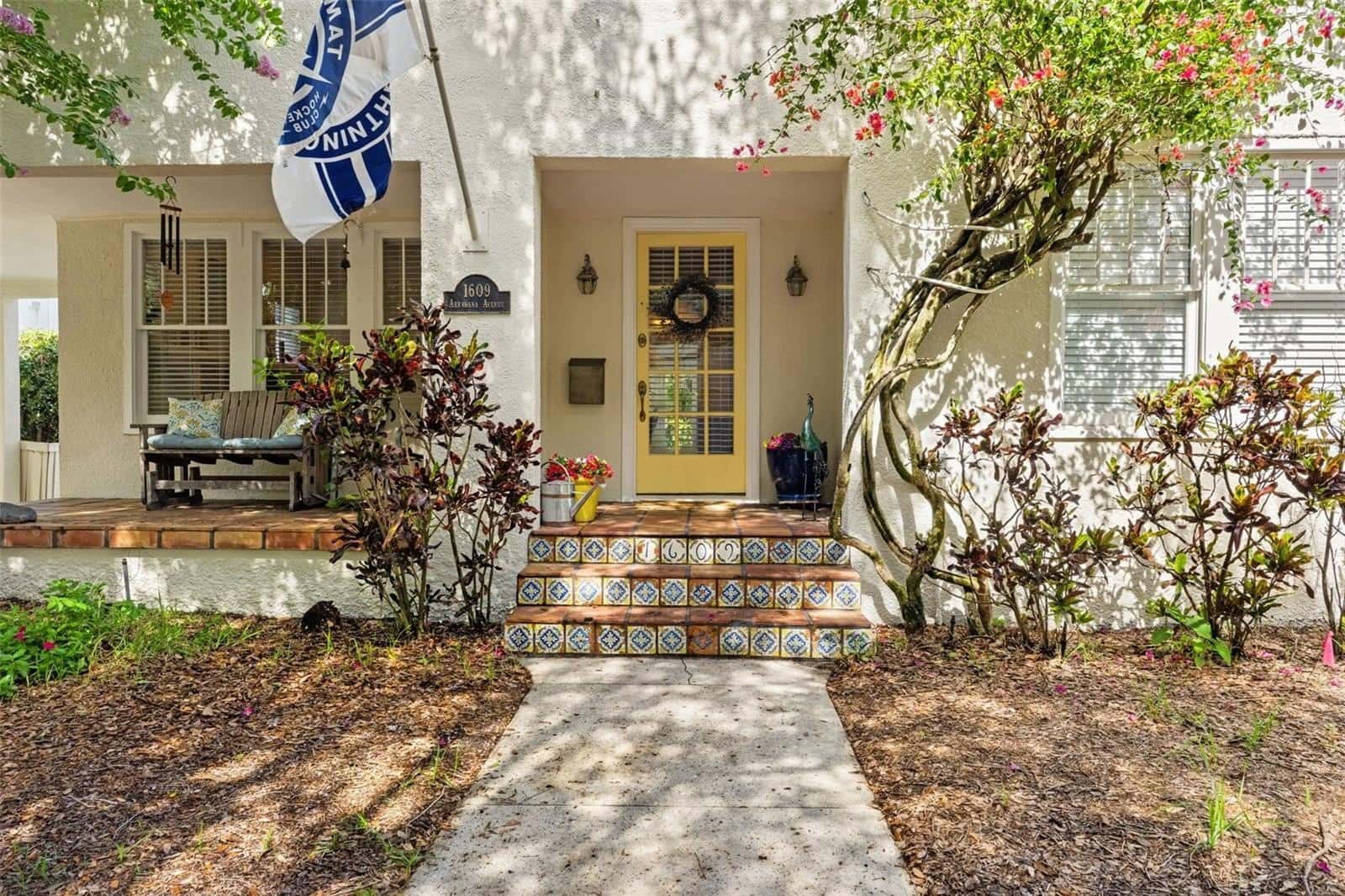 Single Family Residence in TAMPA