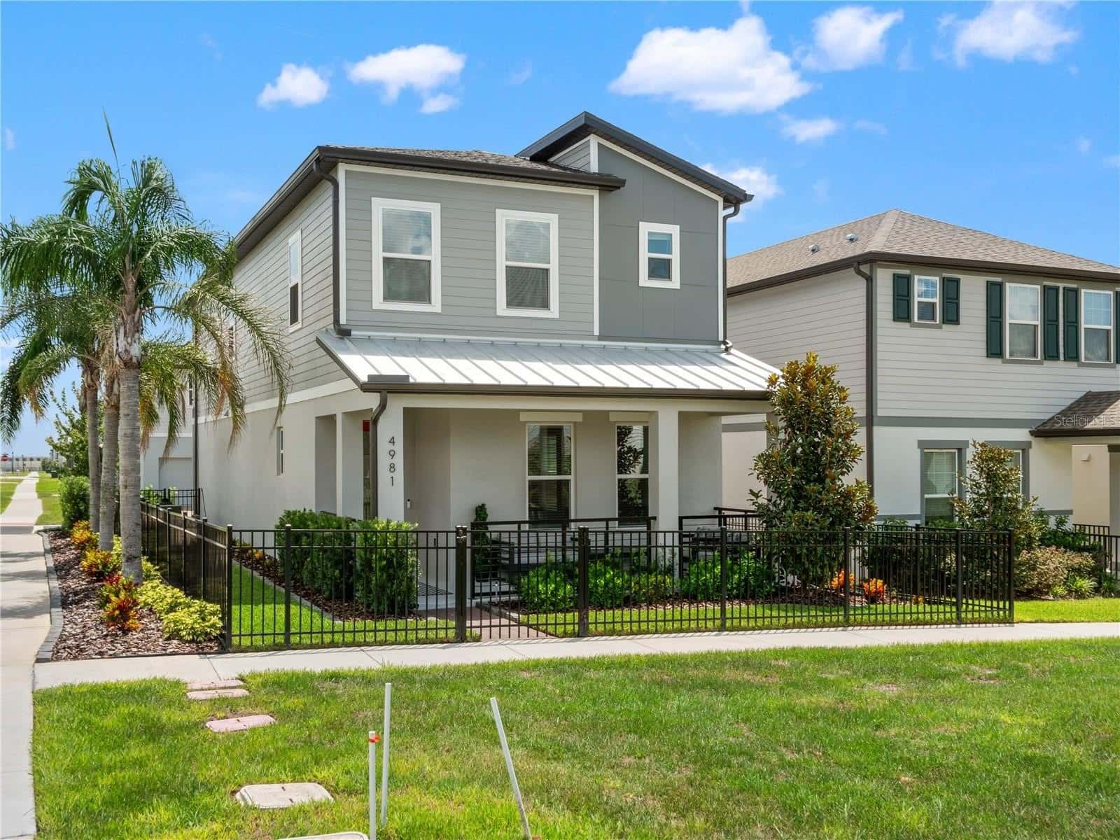 Single Family Residence in WINTER GARDEN