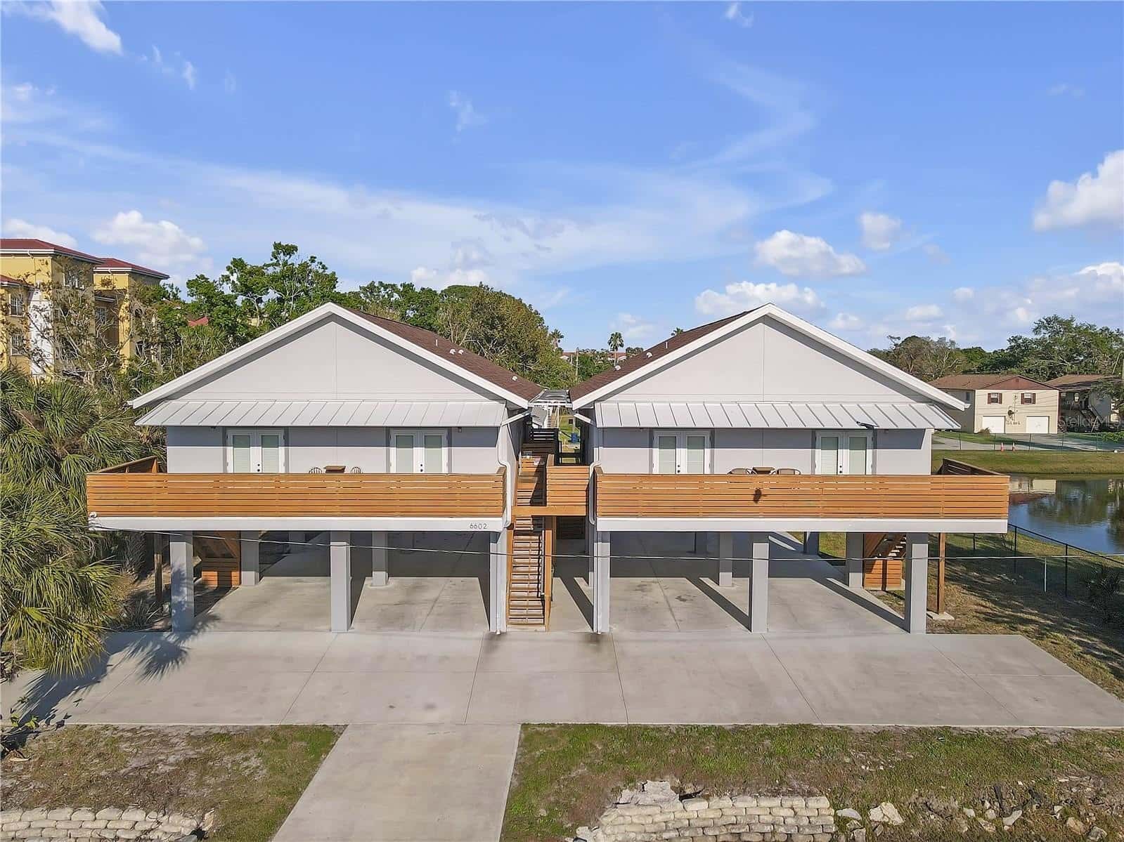 Duplex in TAMPA
