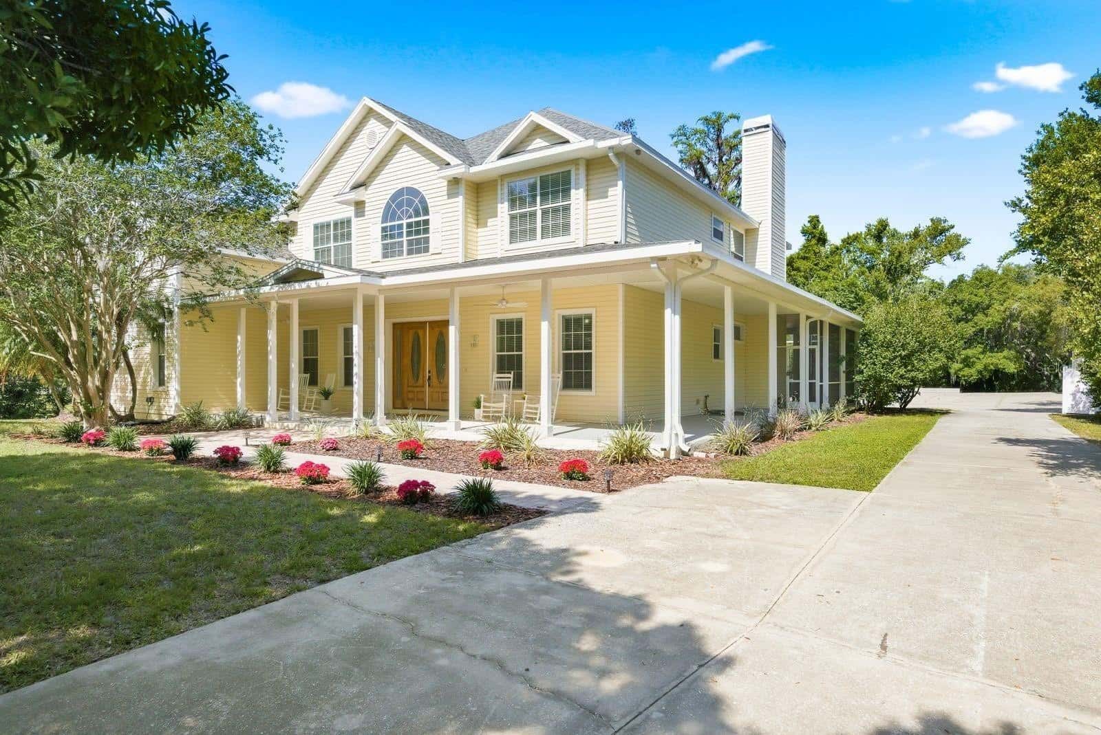 Single Family Residence in TRINITY