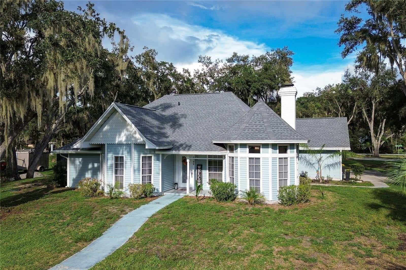 Single Family Residence in LAKELAND
