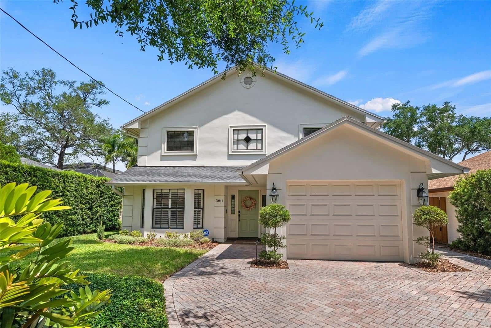 Single Family Residence in TAMPA