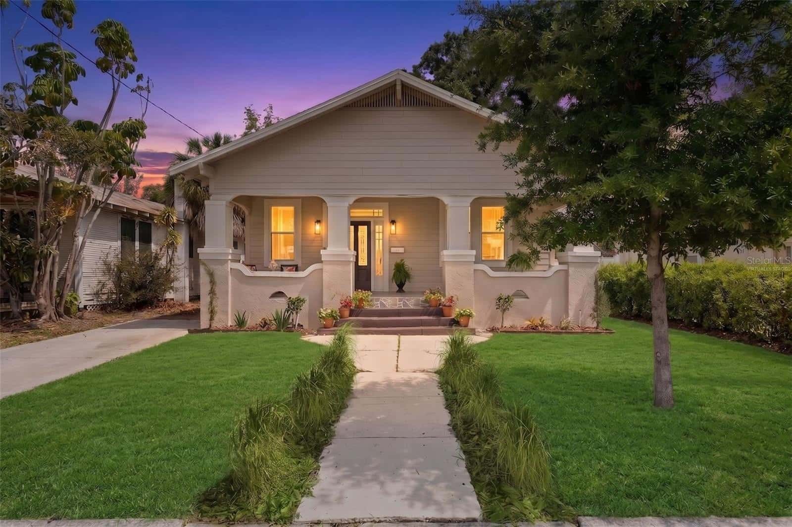 Single Family Residence in TAMPA