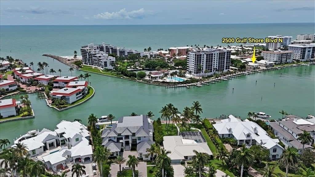 condos in Naples