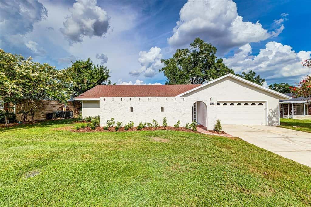 single family in Lakeland