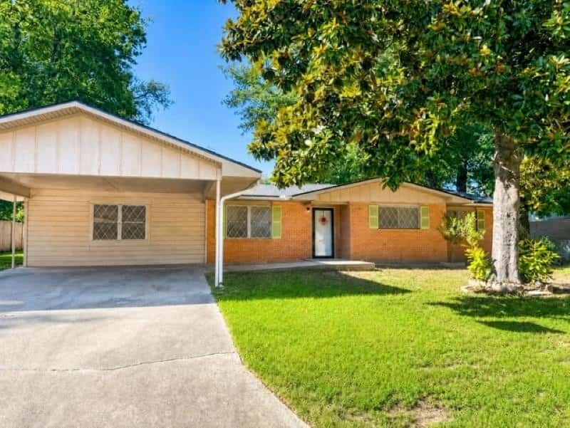 single family in Carthage