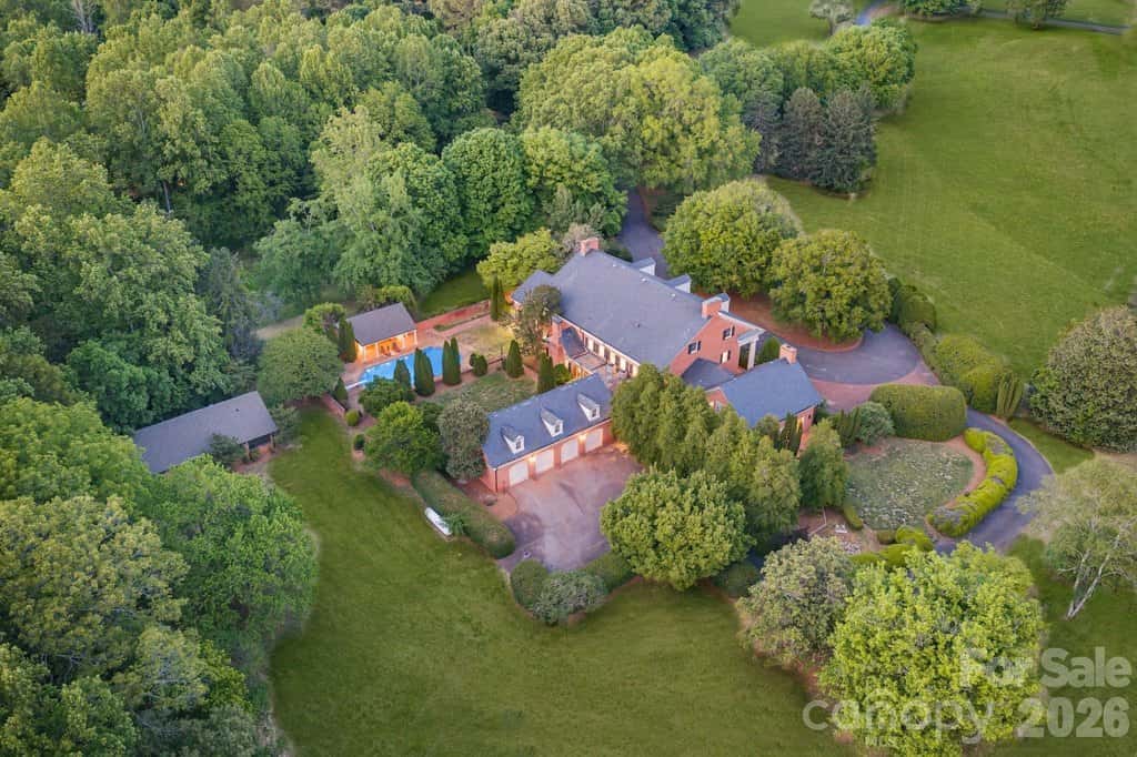 single family in Newton