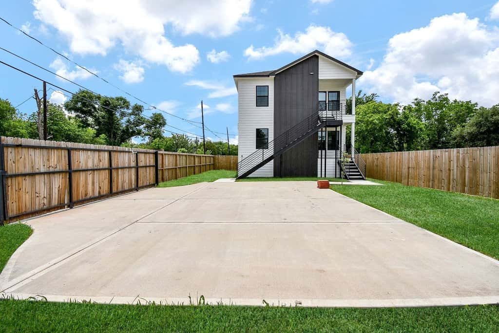 multi family in Houston