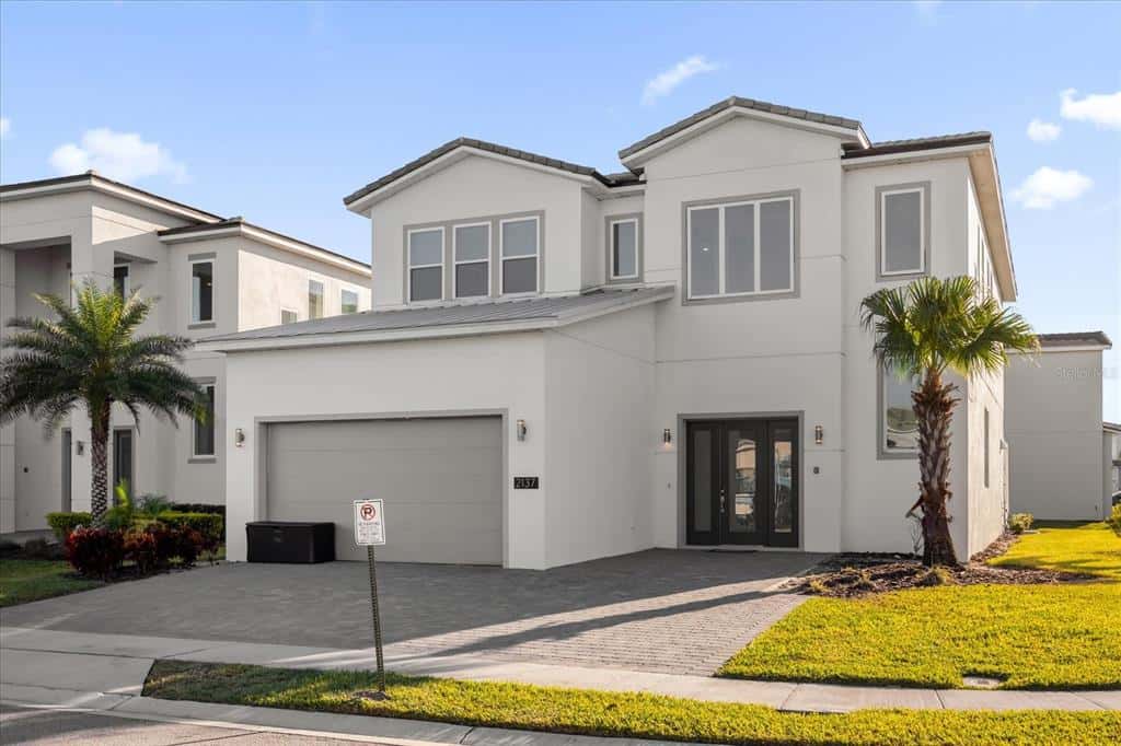 Single Family Residence in DAVENPORT