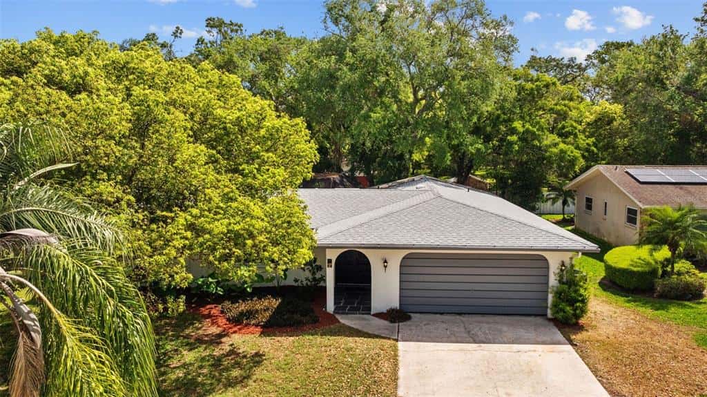 Single Family Residence in CLEARWATER