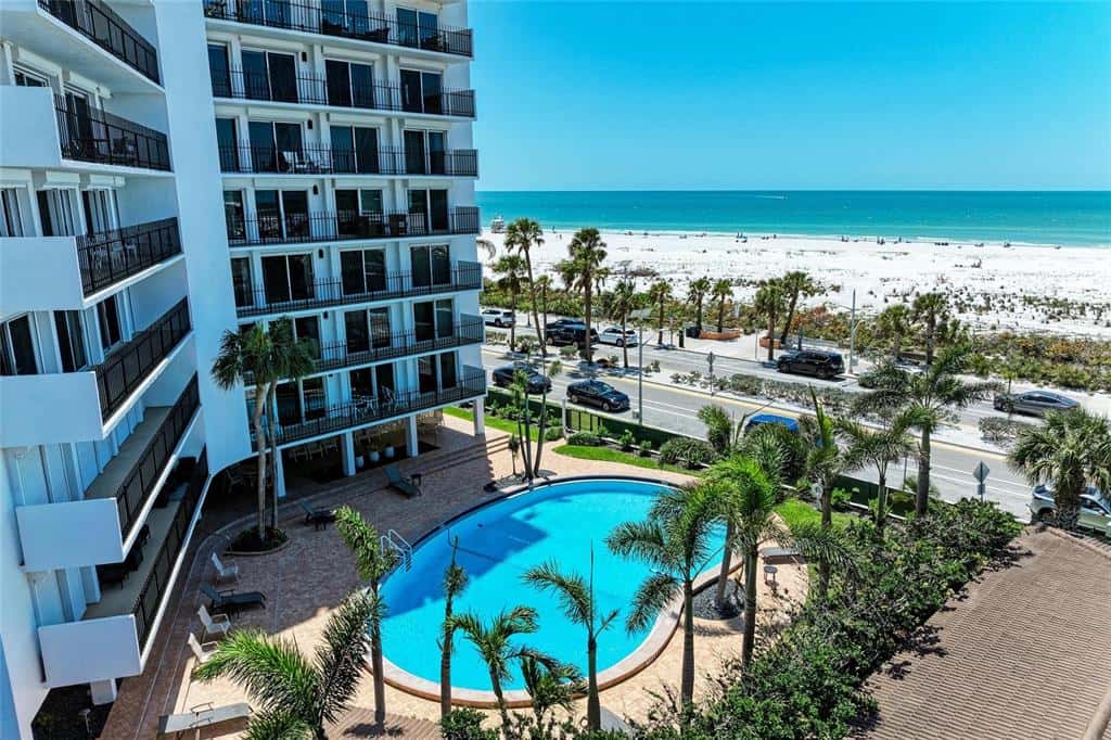 Condominium in SARASOTA