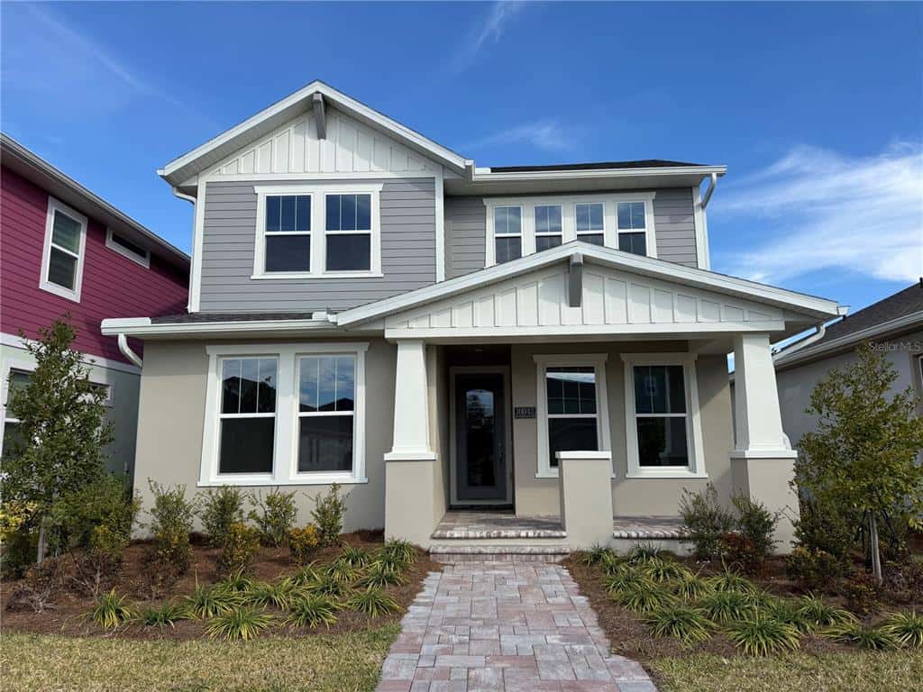 Single Family Residence in ORLANDO