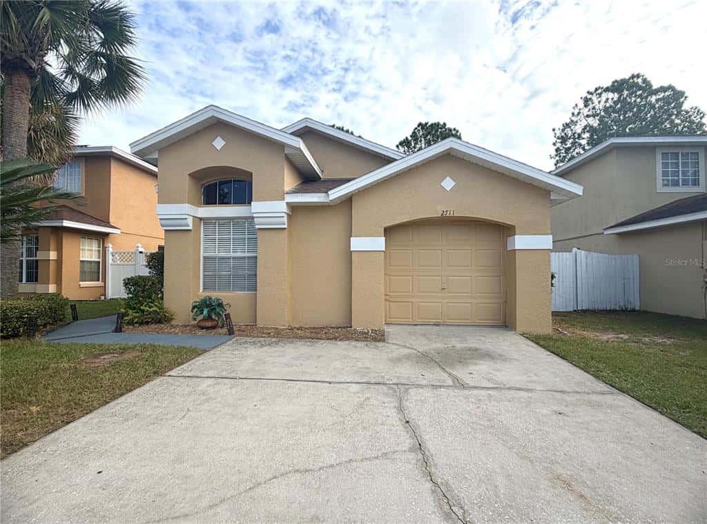 Single Family Residence in KISSIMMEE