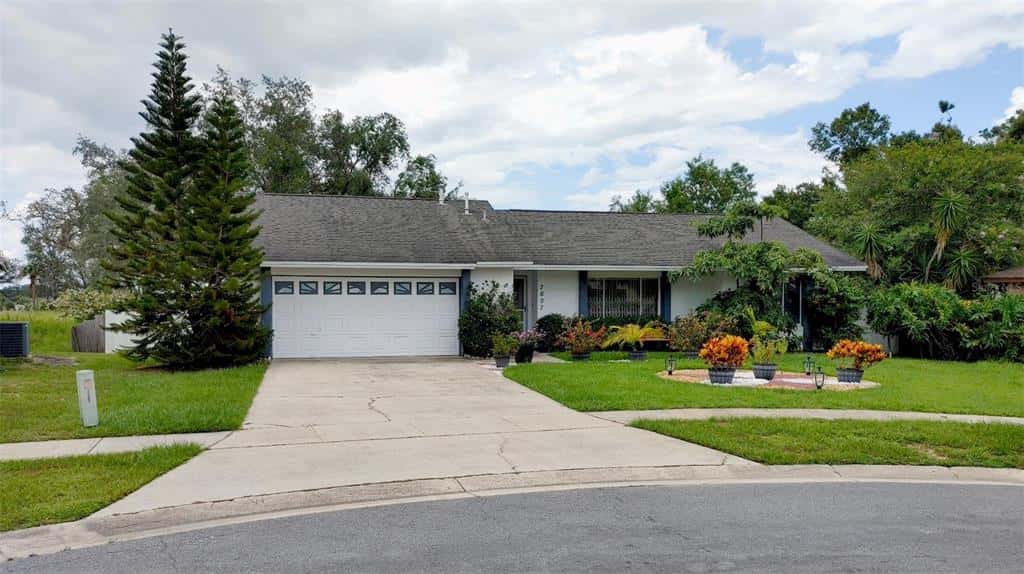 Single Family Residence in KISSIMMEE