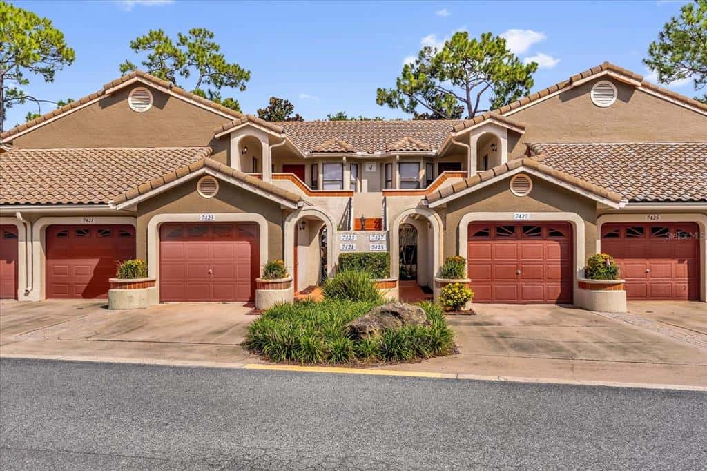 Condominium in ORLANDO