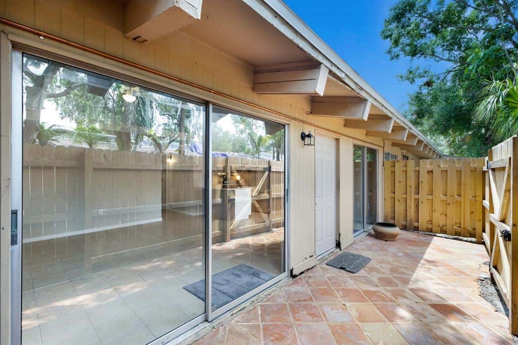 Condominium in SARASOTA