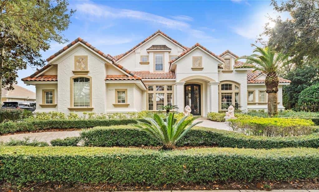 Single Family Residence in ORLANDO