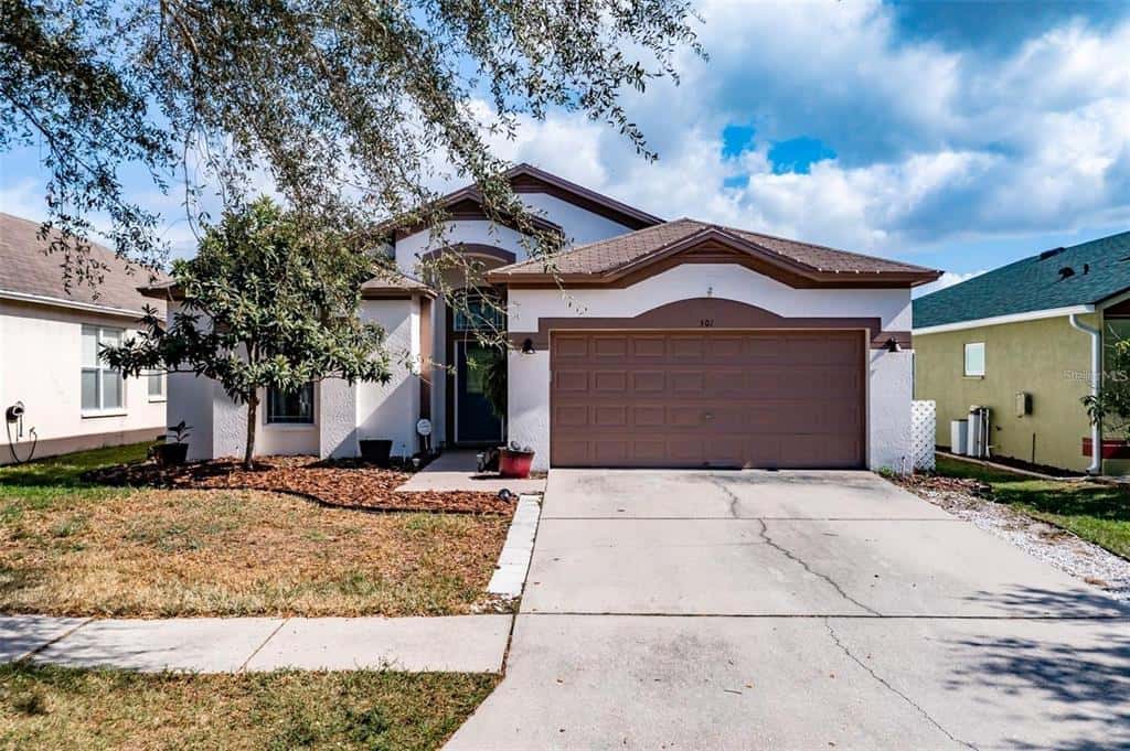 Single Family Residence in RUSKIN