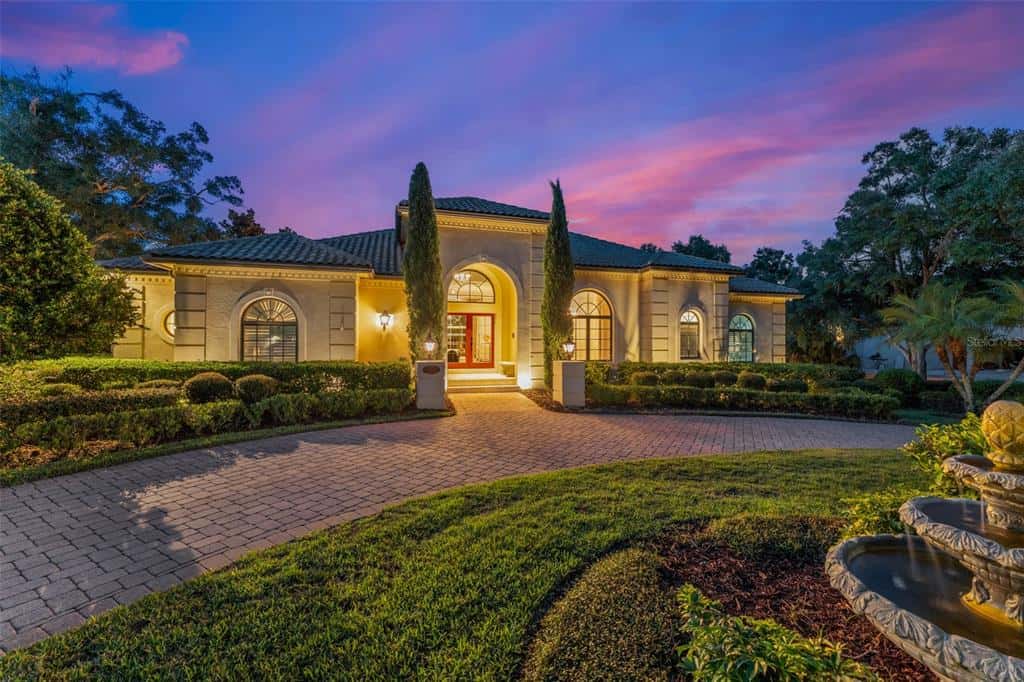 Single Family Residence in WINDERMERE