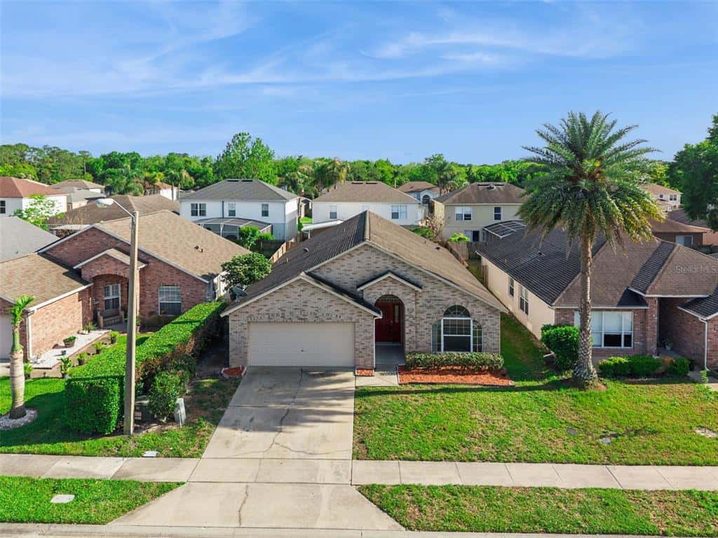 Single Family Residence in SANFORD