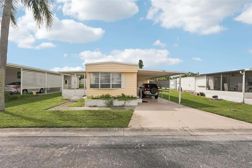 Mobile Home in SARASOTA