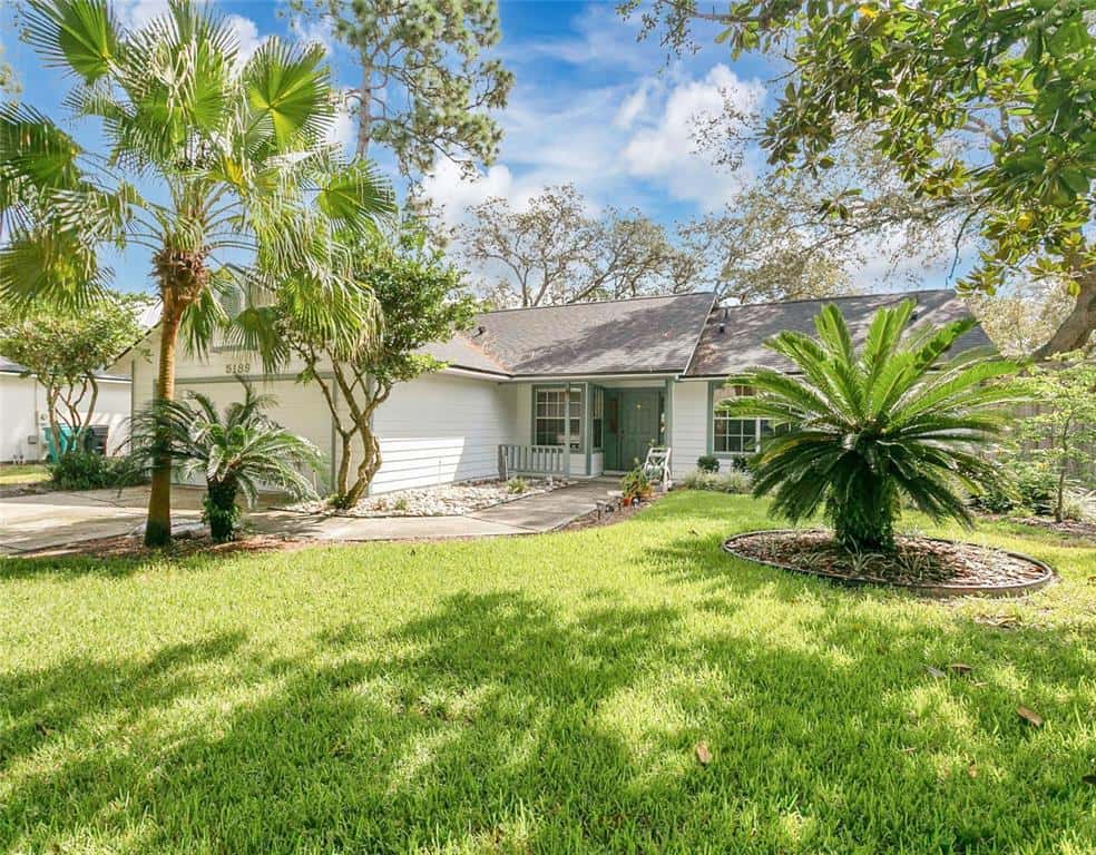 Single Family Residence in ORLANDO
