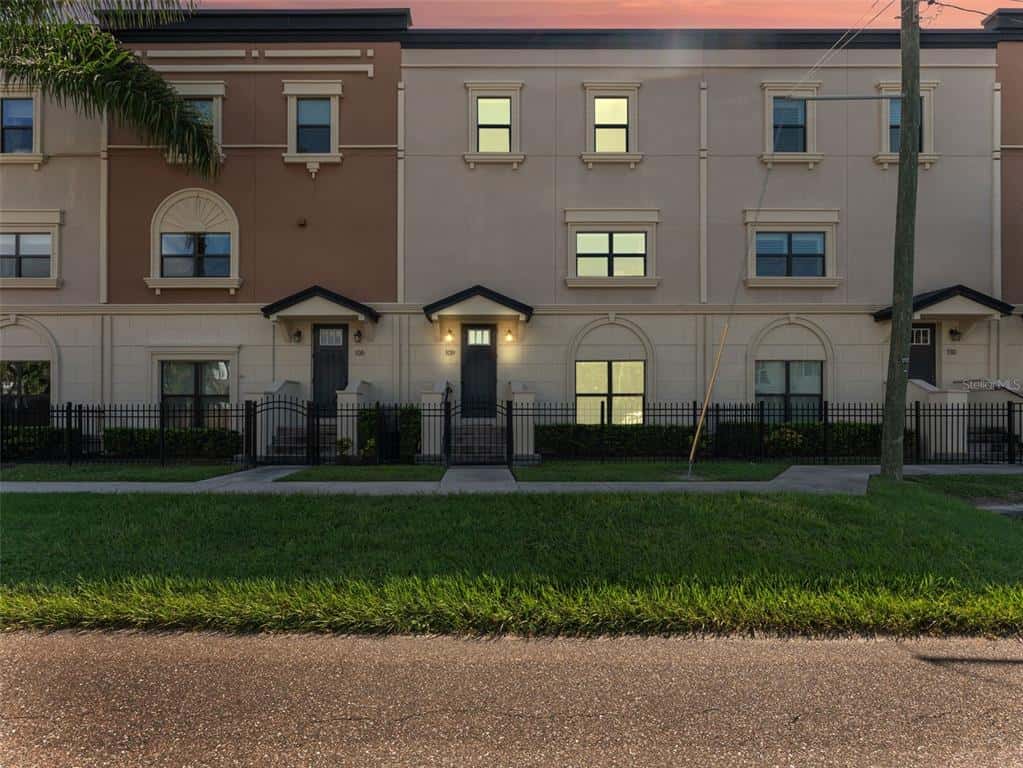 Townhouse in TAMPA