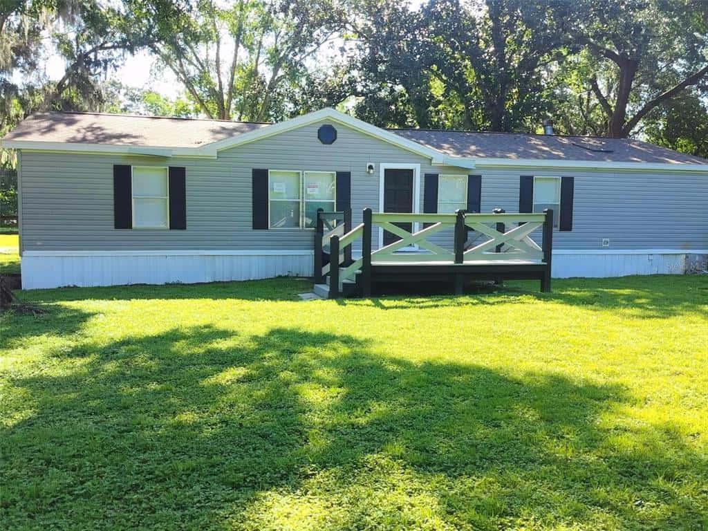 Manufactured Home in SPRING HILL