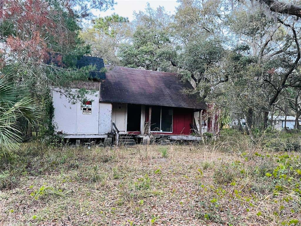 Single Family Residence in OCKLAWAHA