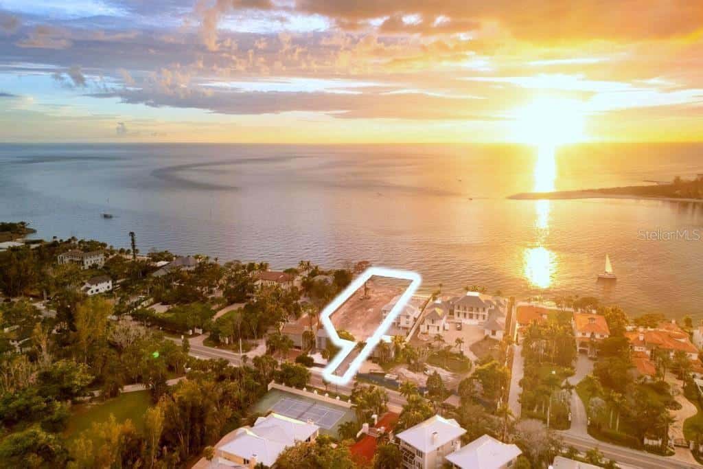 Land in SARASOTA