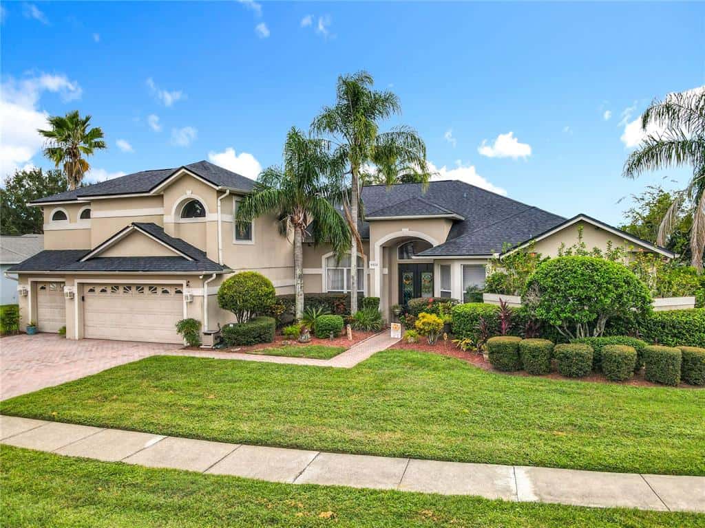 Single Family Residence in ORLANDO