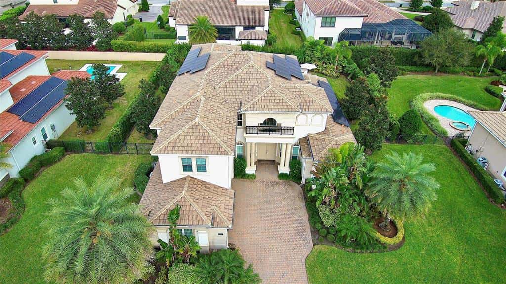 Single Family Residence in WINDERMERE