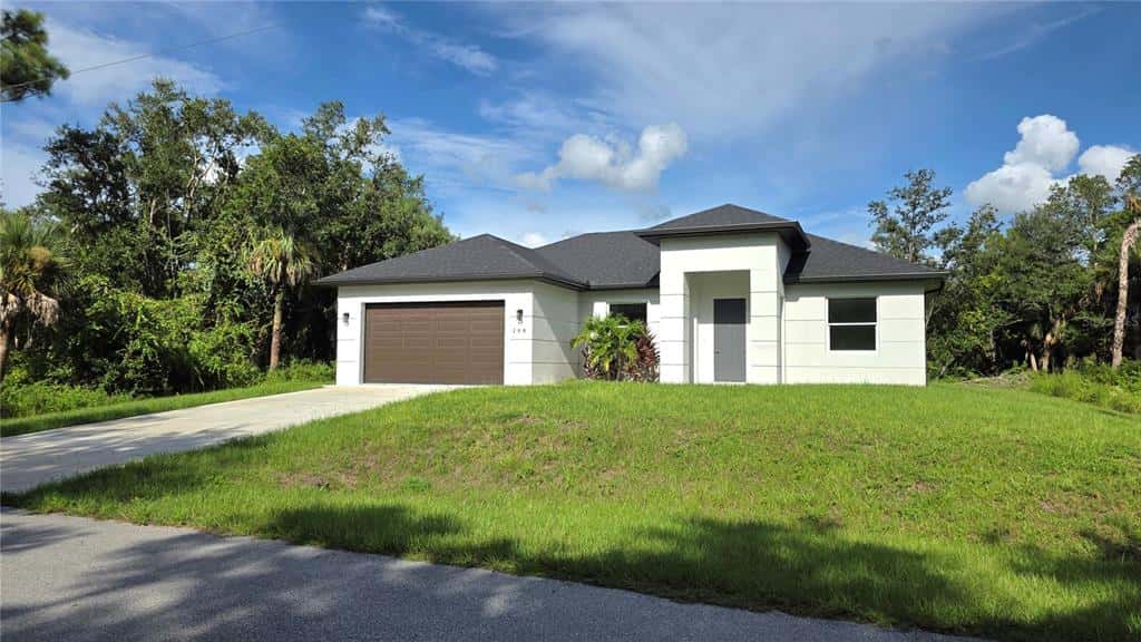 Single Family Residence in PORT CHARLOTTE