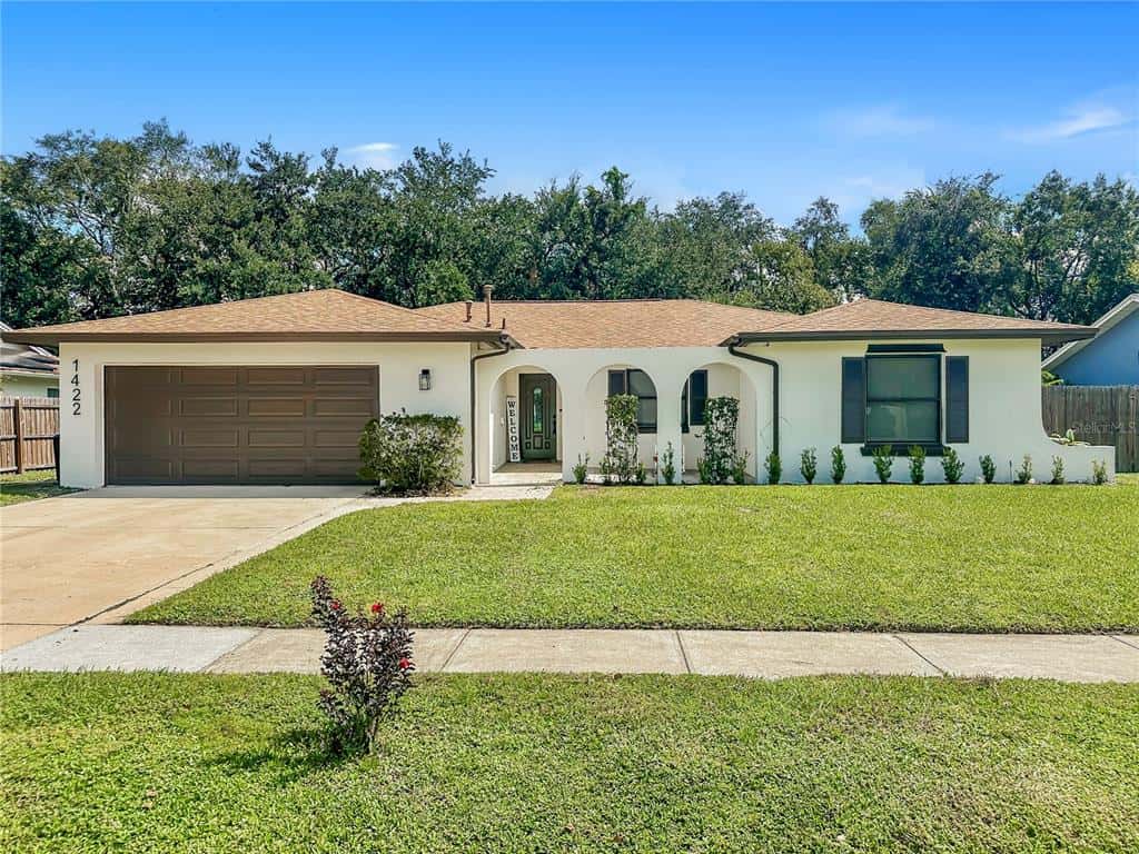 Single Family Residence in WINTER PARK