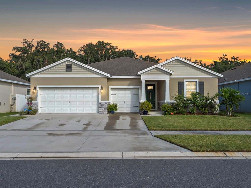 Single Family Residence in KISSIMMEE