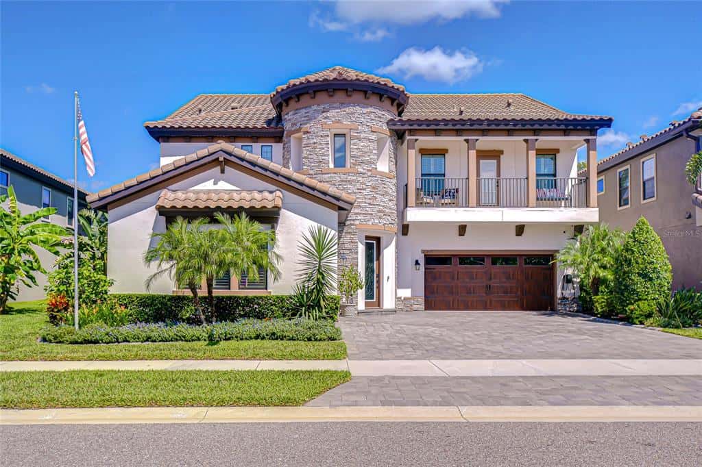 Single Family Residence in LAND O LAKES