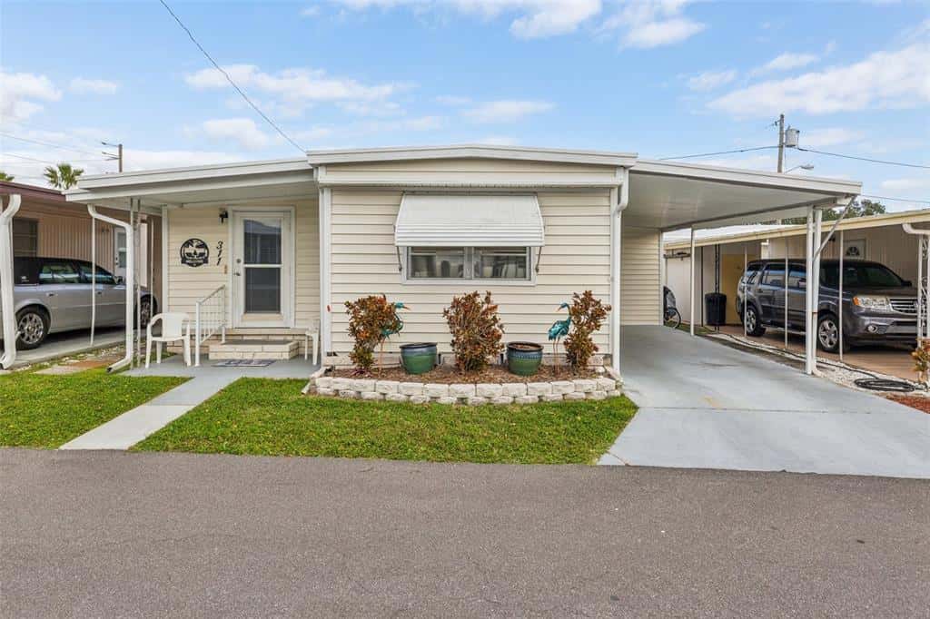 Mobile Home in CLEARWATER