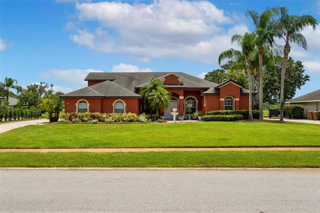 Single Family Residence in ST CLOUD