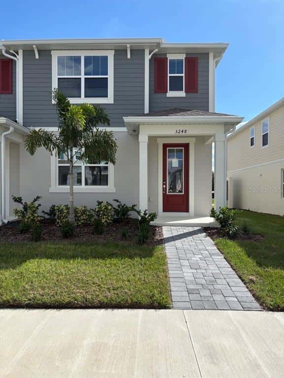 Townhouse in APOPKA