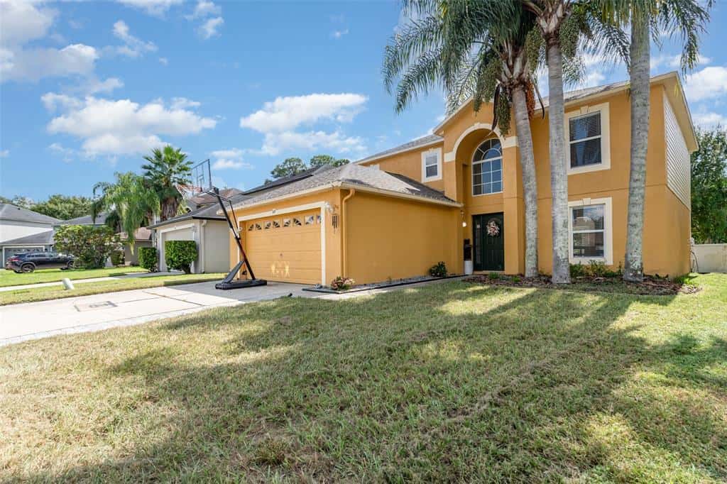 Single Family Residence in SANFORD