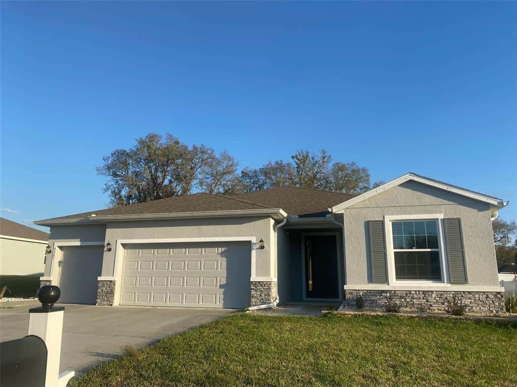 Single Family Residence in OCALA