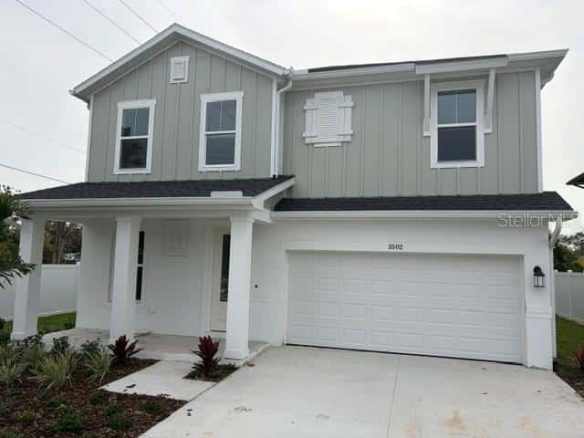 Single Family Residence in TAMPA
